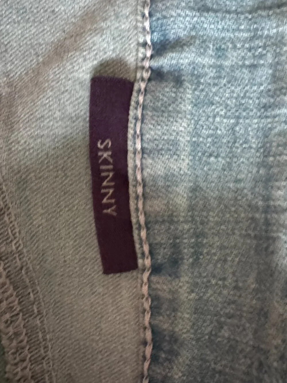 Blue Jeans Light Wash NYDJ Sz 6 Skinny Not Your Daughters Jeans